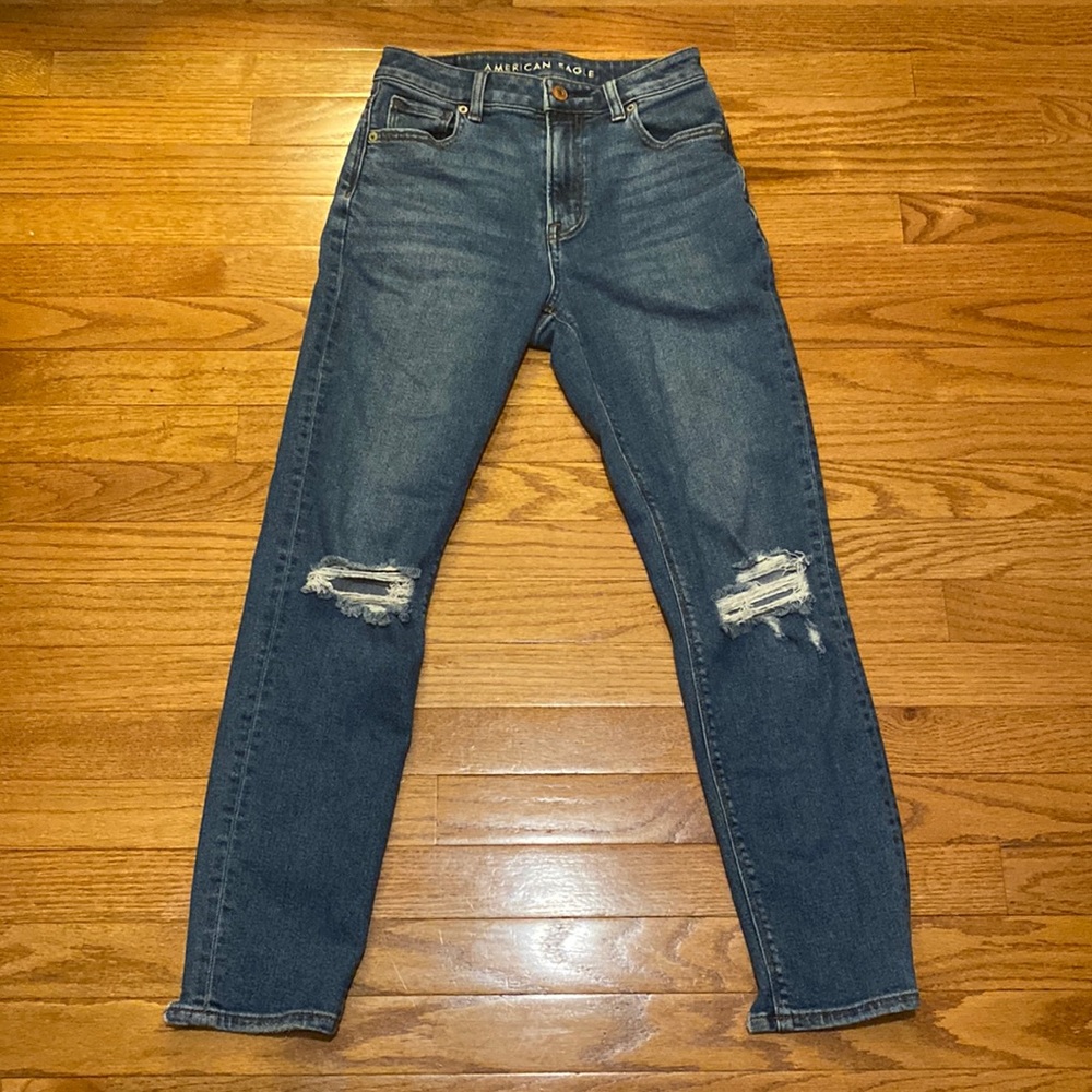 Medium Wash American Eagle Jeans